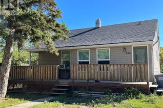 Bungalow for Sale, 305 1st Street W, Kyle, SK