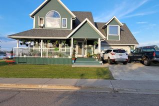 Detached House for Sale, 1837 109 Avenue, Dawson Creek, BC