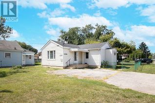 Bungalow for Rent, 4598 Grand Marais, Windsor, ON Bungalow for Rent, 4598 Grand Marais, Windsor, ON