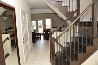 Townhouse for Rent, 77 Sexton Crescent, Ancaster, ON