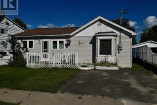 Bungalow for Sale, 11 Beck Ave, Wawa, ON