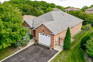 House for Sale, 25 Newcombe Road, Dundas, ON