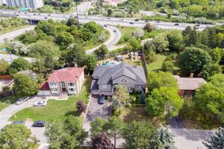 Bungaloft for Sale, 124 Laurentide Dr, Toronto, ON Bungaloft for Sale, 124 Laurentide Dr, Toronto, ON