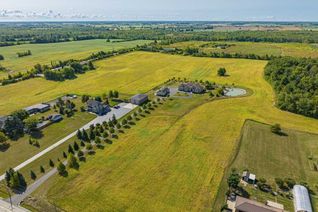 Bungaloft for Sale, 796 Ridge Rd, Hamilton, ON Bungaloft for Sale, 796 Ridge Rd, Hamilton, ON