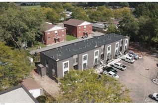 Condo Townhouse for Rent, 6065 Mcleod Rd #115, Niagara Falls, ON
