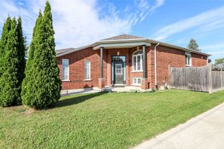Detached House for Sale, 2 Stollar Blvd, Barrie, ON