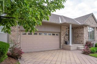 Townhouse for Sale, 800 Commissioners Road W Unit# 16, London, ON