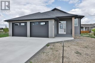 Bungalow for Sale, 25 Prairie Sunset Avenue, Taber, AB