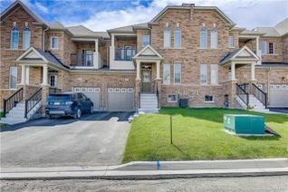 Freehold Townhouse for Rent, 205 Laker Crt, Newmarket, ON
