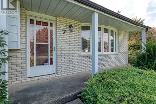 House for Sale, 7 Kirwin Drive, Ingersoll, ON
