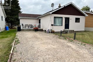 Bungalow for Sale, 143 4 Street, St. Walburg, SK