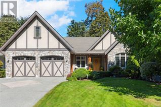 House for Sale, 733 Eagleridge Pl, Qualicum Beach, BC