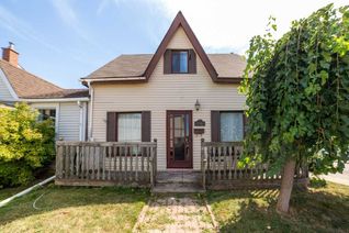 Detached House for Sale, 156 Sanford Ave N, Hamilton, ON
