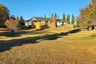 Bungalow for Sale, 253079 Township Road 230, Rural Wheatland County, AB