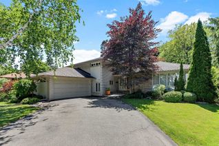 Sidesplit for Sale, 4 Winterbourne Crt, Toronto, ON Sidesplit for Sale, 4 Winterbourne Crt, Toronto, ON