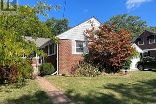 Bungalow for Rent, 4350 Pleasant Place, Windsor, ON Bungalow for Rent, 4350 Pleasant Place, Windsor, ON