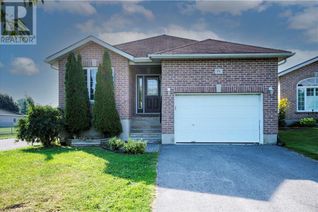 Detached House for Sale, 151 Macdougall Drive, Amherstview, ON
