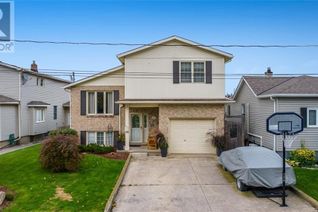 Detached House for Sale, 2 1/2 Martin Street, Thorold, ON