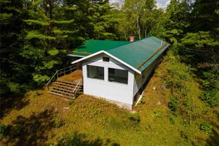 Cottage for Sale, 8860 Highway 41, Addington Highlands, ON Cottage for Sale, 8860 Highway 41, Addington Highlands, ON