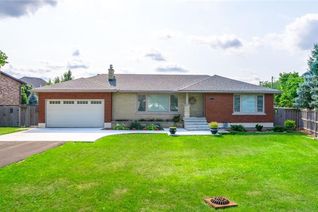 Detached House for Sale, 11 Falcon Road, Stoney Creek, ON