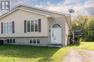 Semi-Detached House for Sale, 170 Queen Street Unit#A, Smiths Falls, ON