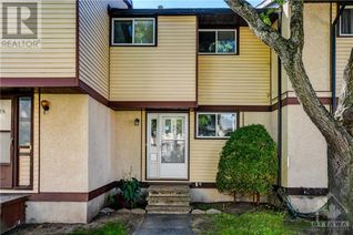 Townhouse for Sale, 1574 Feather Lane, Ottawa, ON
