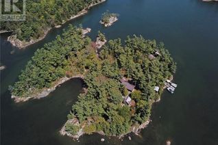 Bungalow for Sale, 1 A438 Island, Pointe au Baril, ON