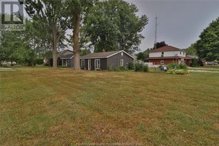 Detached House for Sale, 509 Victoria Avenue, Chatham, ON