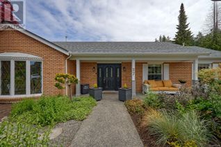Property for Sale, 27 Woodland Dr, Parksville, BC