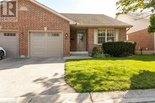 Townhouse for Sale, 680 Commissioners Road W Unit# 27, London, ON