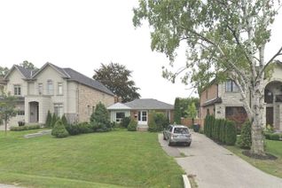 Detached House for Sale, 490 Avonwood Dr, Mississauga, ON