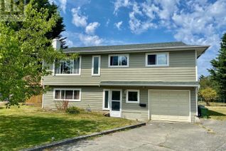 House for Sale, 2218 Magnolia Pl, Sidney, BC