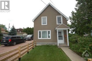 Detached House for Sale, 2245 Albert Street, Rockland, ON
