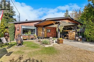 House for Sale, 135 Garden Rd E, Qualicum Beach, BC