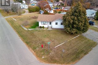 Bungalow for Sale, 701 4th Avenue, Raymore, SK