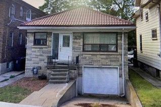 Detached House for Sale, 2703 Lake Shore Blvd W, Toronto, ON