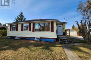 Bungalow for Sale, 912 Anderson Street, Grenfell, SK