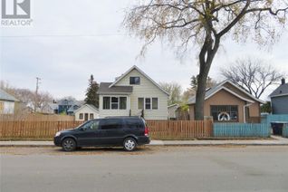 Detached House for Sale, 428 F Avenue S, Saskatoon, SK