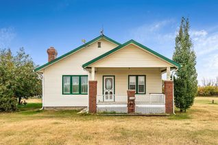 Bungalow for Sale, 214046 Township Road 252, Rural Wheatland County, AB