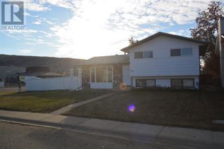 Property for Sale, 9713 76 Avenue, Peace River, AB Property for Sale, 9713 76 Avenue, Peace River, AB