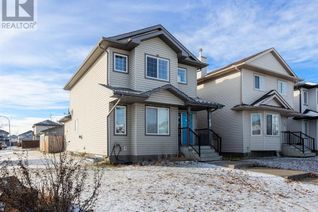 Detached House for Sale, 198 Fox Crescent, Fort McMurray, AB