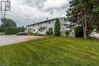 Townhouse for Sale, 4984 Drake Avenue, Beamsville, ON