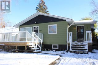 Bungalow for Sale, 454 2nd Street E, Shaunavon, SK
