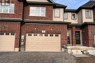 Townhouse for Rent, 9 Bur Oak Drive, Thorold, ON