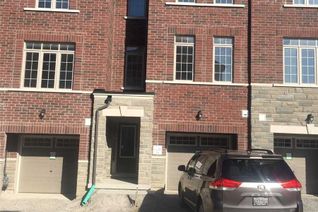 Freehold Townhouse for Rent, 53 Gordon Circ, Newmarket, ON