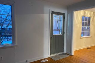 Bungalow for Rent, 127 Ardagh Rd S, Barrie, ON Bungalow for Rent, 127 Ardagh Rd S, Barrie, ON
