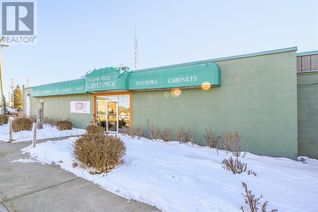 Property, 1014 Hewetson Avenue E, Pincher Creek, AB Property, 1014 Hewetson Avenue E, Pincher Creek, AB