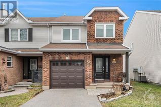 Townhouse for Sale, 11 Roblyn Way, Ottawa, ON