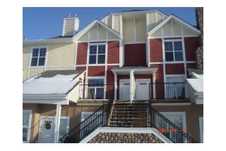 Townhouse for Sale, 744 73 Street Sw, Calgary, AB Townhouse for Sale, 744 73 Street Sw, Calgary, AB