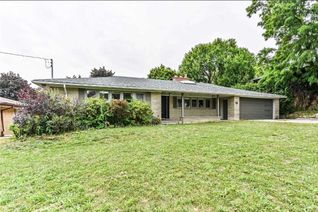 Bungalow for Rent, 16 Cavalier Cres, Vaughan, ON Bungalow for Rent, 16 Cavalier Cres, Vaughan, ON